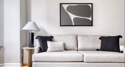 School St Serviced Apartment