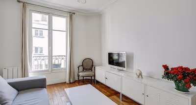 Paris 15 Metro Commerce : Line 8