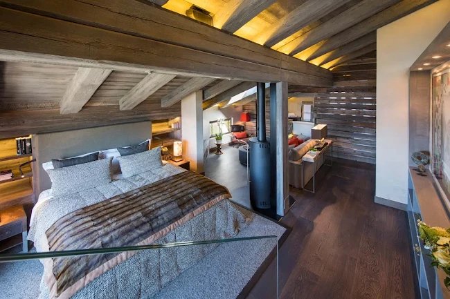 An Alpine Chalet With a Modern Touch of Verbier Elegance