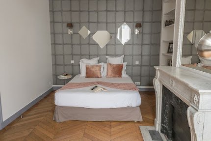 LUXURY 200M2 IN ARC DE TRIOMPHE CHAMPS ELYSEES
