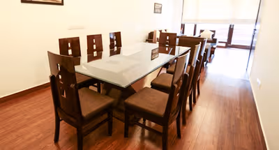 Noida Sector-36 Serviced Apartments