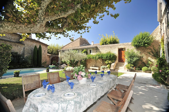 A Luxurious French Villa in a Picturesque Provencal Village