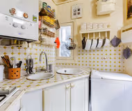 A SUNLIT PARISIAN ABODE IN BLVD PASTEUR