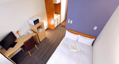 Simplistic living area in Sakaecho