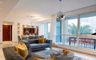 Marina Quays Serviced Apartment