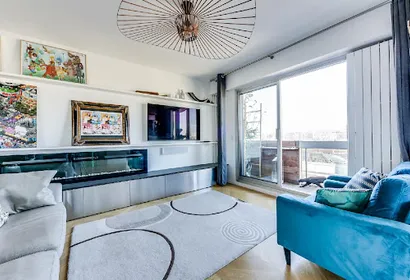 JUST NEXT TO THE EIFFEL-SOAK THE STUNNING VIEWS