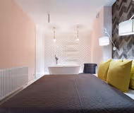 Vagabond Broadway III