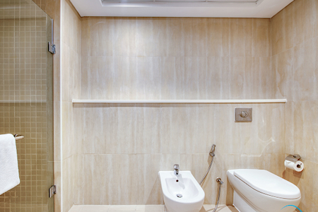 Luxury bathroom at Al Mamsha Street Serviced Apartments, Dubai