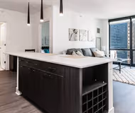 East Lake Street Serviced Apartment