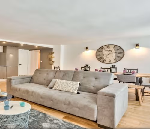MONTORGUEIL MARKET-A UNIQUE BOUTIQUE FAMILY RENTAL