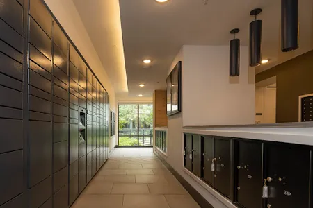 Art Dilly Drive Service Apartment