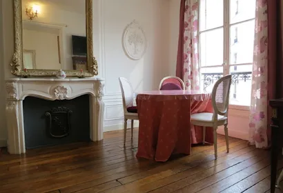 RUE LE SUEUR SERVICED APARTMENT