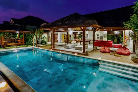 An Enchanting Villa Retreat in Jalan Mertanadi