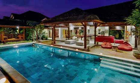 An Enchanting Villa Retreat In Jalan Mertanadi