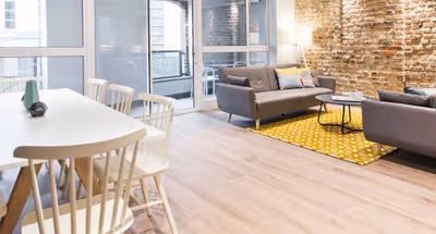 Temple Bar Crown Square