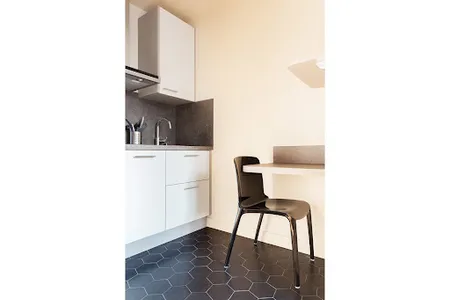 Rue Milne Edwards Serviced Apartment