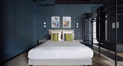 Splendom Grunberger Family Living