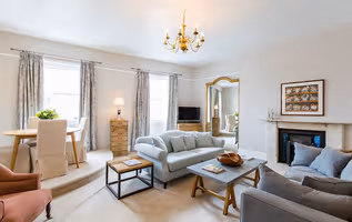 Queen's Circus Serviced Apartment