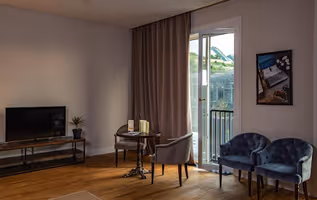 Al-Farabi Avenue Serviced Apartments