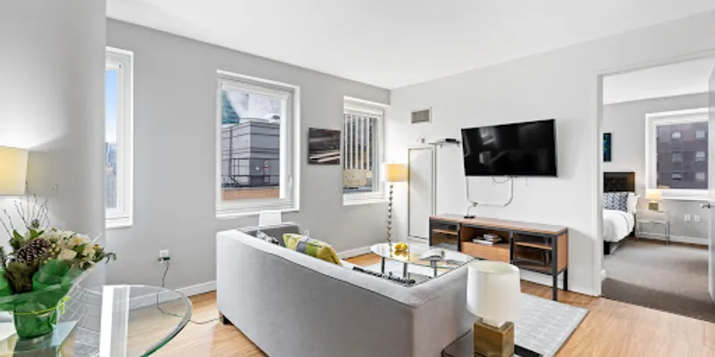 70 West 45th