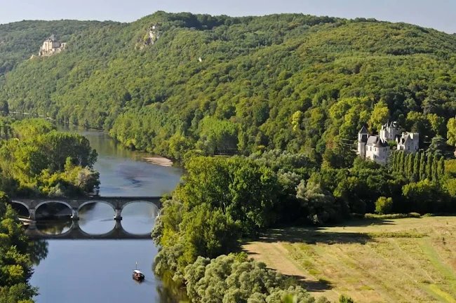 A Luxury Bordeaux Villa in Dordogne