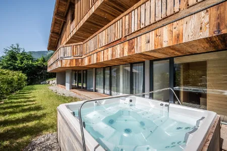 A PICTURE PERFECT ALPINE CHALET WITH UNIQUE INTERIOR IN MORZINE