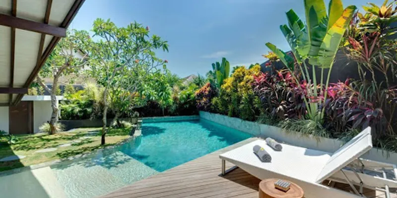 An Exquisite Villa Paradise Near Jalan Laksmana