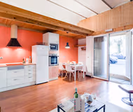 Full kitchen at Urbana Loft Diagonal