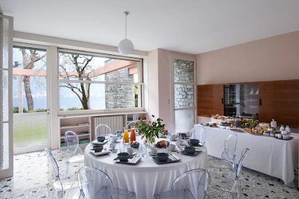 ALFRESCO FEASTS AND ITALIAN WINE ON THE SHORES OF LAKE COMO