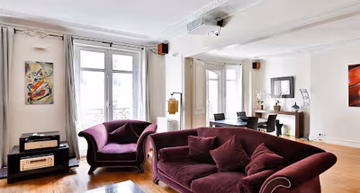 140M2 STUNNING MASTERPIECE IN CHAMPS ELYSÉES