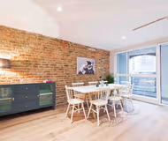 Temple Bar Crown Square