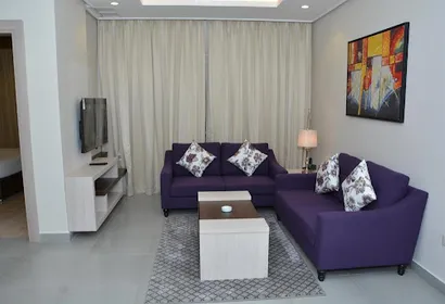 Ali Al Hamdan Street Serviced Apartment