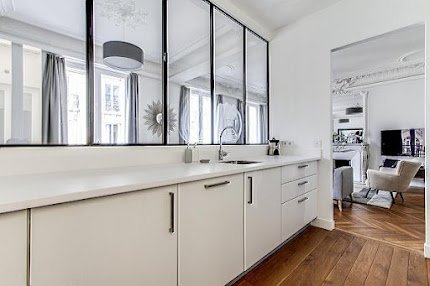 AVENUE MONTAIGNE CHIC AND FRENCH CLASS