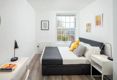 Seldon House Apartments in Battersea