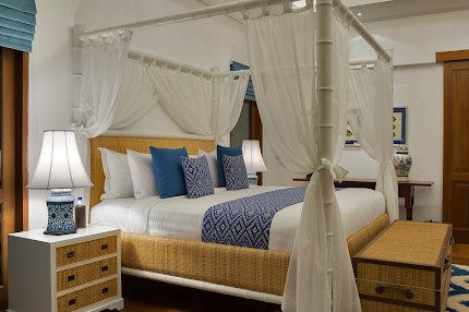 A Quiet Luxury Villa in Petitenget