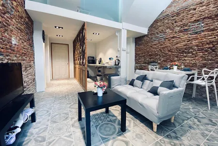 Spacious living area at Marshall Rd. Serviced Apartments, Changi