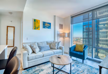 Hub House Apartments