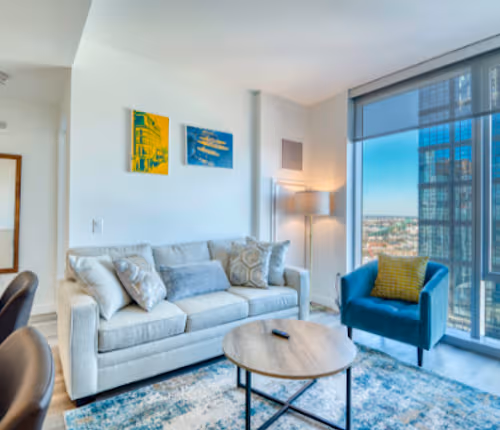 Hub House Apartments