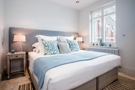 Luxury bedroom at 03 Bedrooms in Isleworth Twickenham