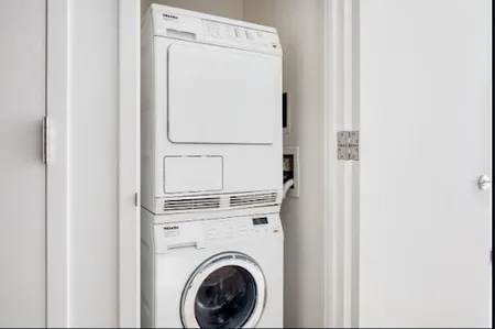 Clarendon Street Serviced Apartment