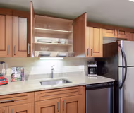 Fully equipped kitchen at West Washington St. #4810 Serviced Apartment, The Loop