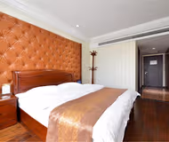 Jinyuchi Middle Street Serviced Apartments