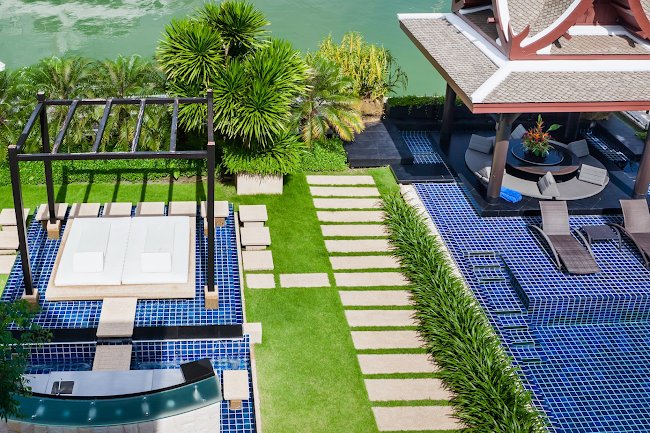 A Glamorous Villa Paradise in Phuket