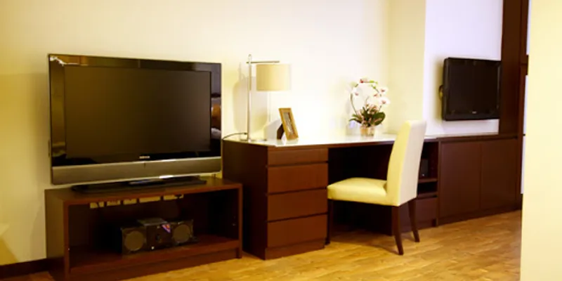 Hennessy Road Apartments, Wan Chai