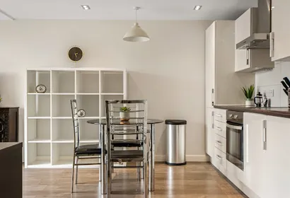 Hoxton Apartments by Mysquare