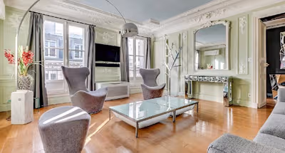 100m2 Two Bedroom Apt. Close to Opera