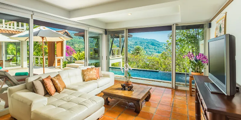 Delightful Villa Near Kata Beach
