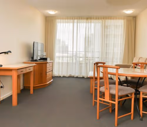 Leichhardt Street Serviced Apartments