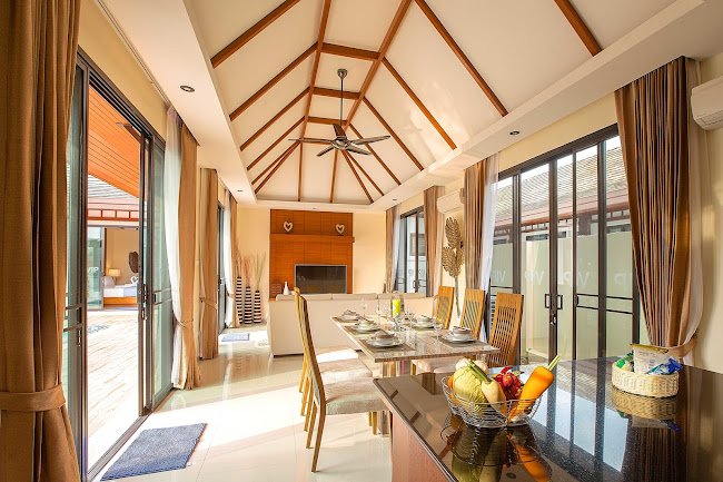 Charming Villa In Rawai Beach