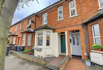 86 Dudley Street
